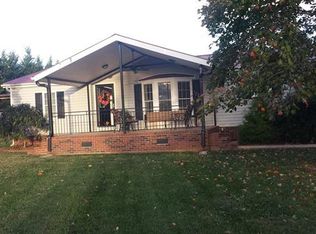 256 Hicks Rd, Statesville, NC 28625