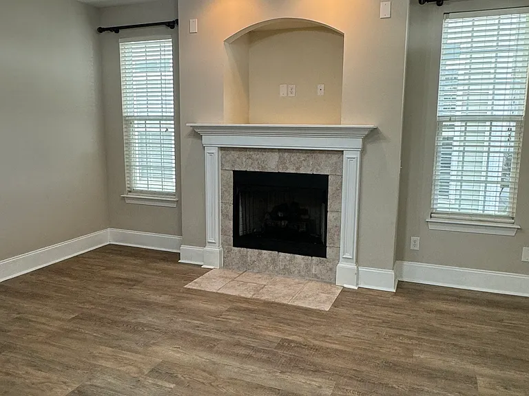 5117 Alysheba Dr — Photo 4