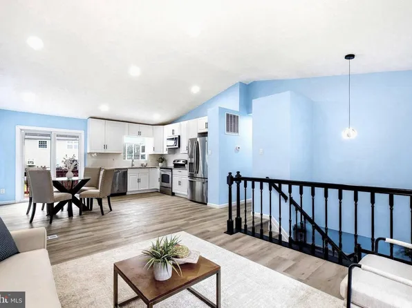 7838 Tick Neck Rd, Pasadena, MD 21122