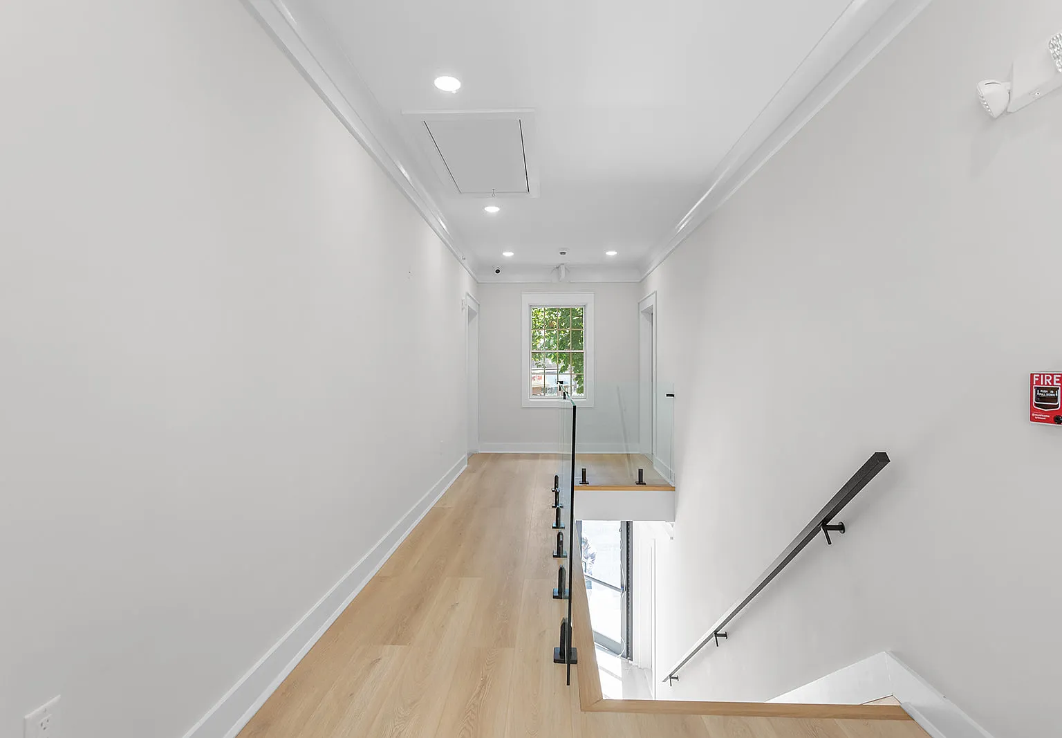 2 bed, $4,000 — Photo 4