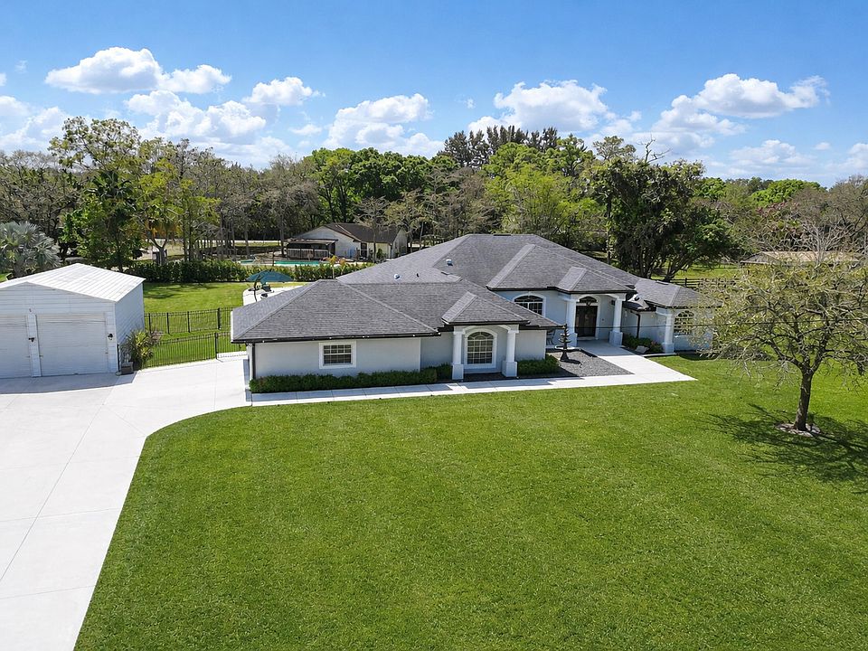 1st image of 17290 33rd Road N