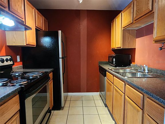 5th image of 507 NW 39th Rd APT 237