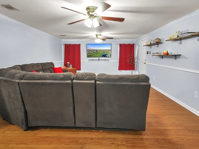 140 W Cheryl Dr — Photo 13