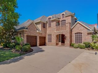 303 Victory Ln, Mansfield, TX 76063