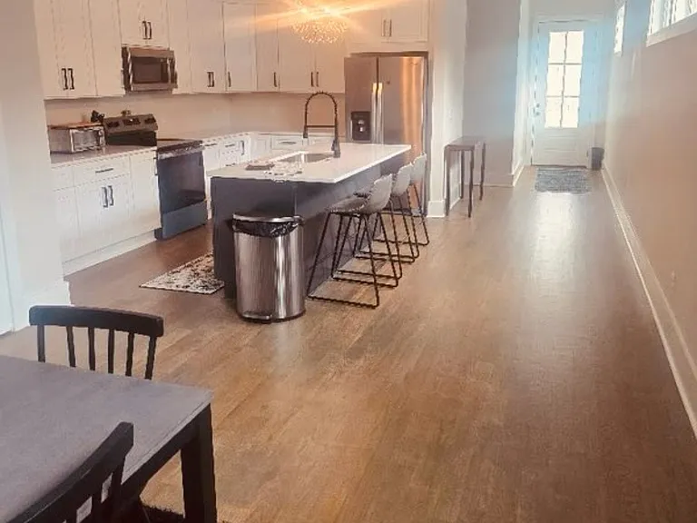 1818B Ashton Ave — Photo 2