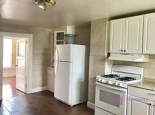 33-14 23rd St #1, Astoria, NY 11106