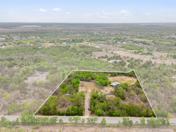 9426 Bock Rd, Buda, TX 78610