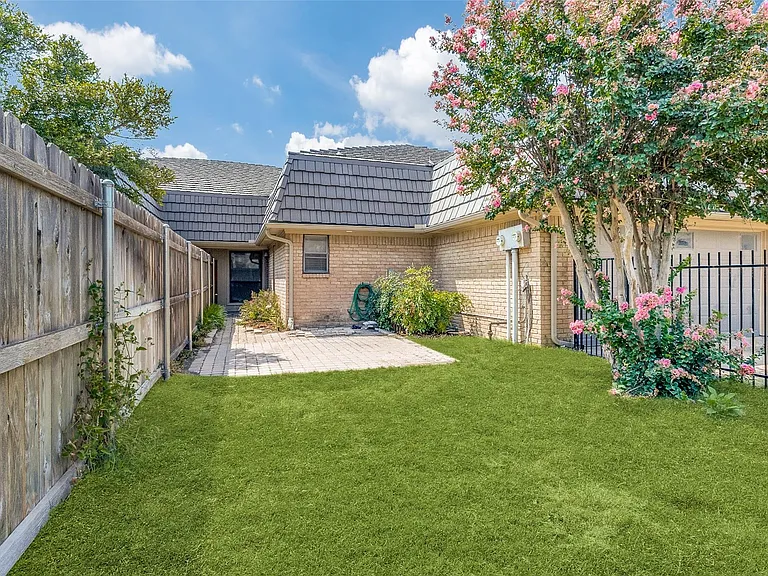 5809 Orchid Ln — Photo 12