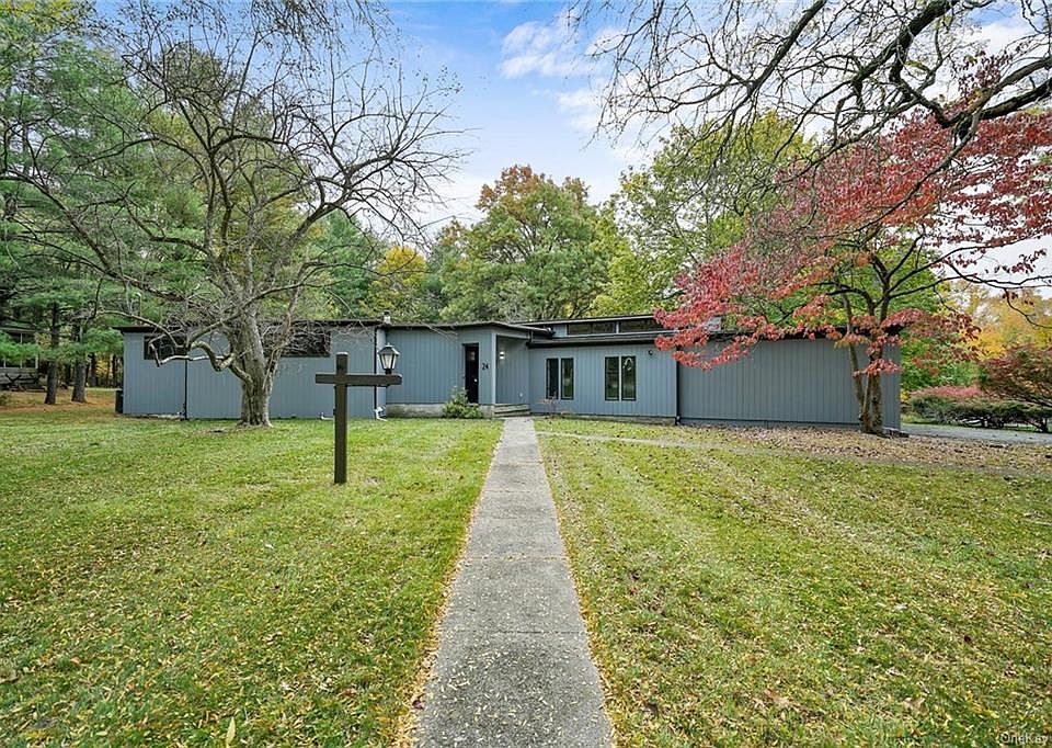 1st image of 22 Randall Hts #24