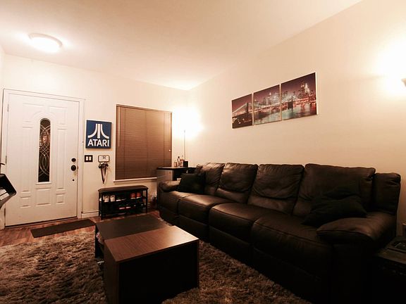 4th image of 17 Sandywood Ln