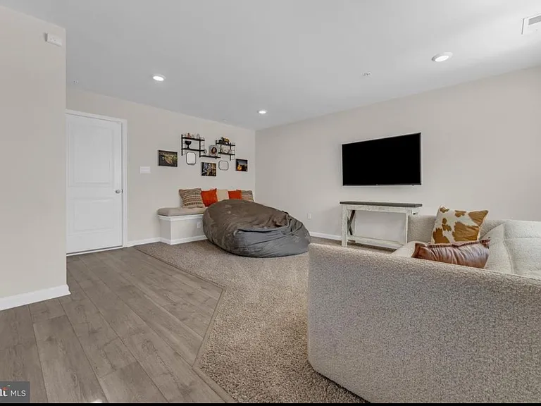 8805 Mimosa Ave #1 — Photo 3