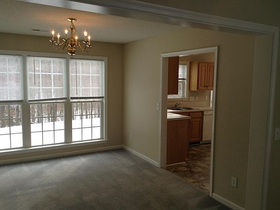 3rd image of 1729 Hargrove Dr