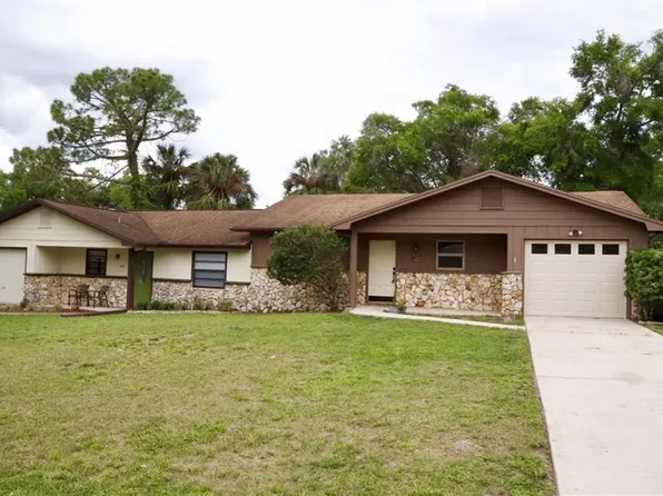 1513 Elsasser St, Deland, FL 32720