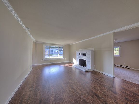 3rd image of 4404 S 289th Pl