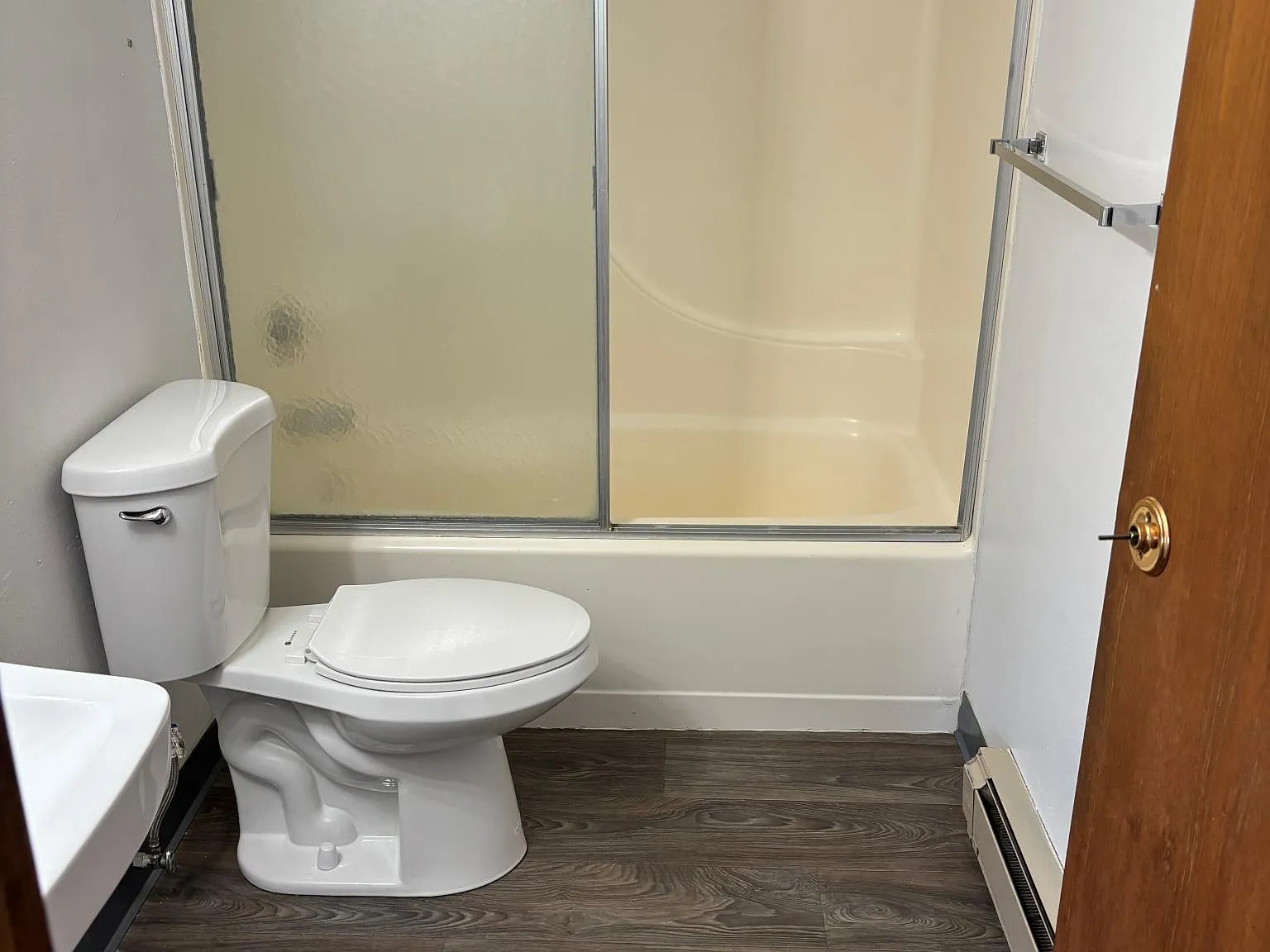 1 bed, 600 sqft, $850 — Photo 3
