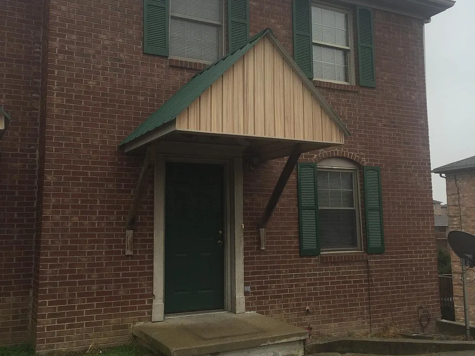 111 Manna Dr #4