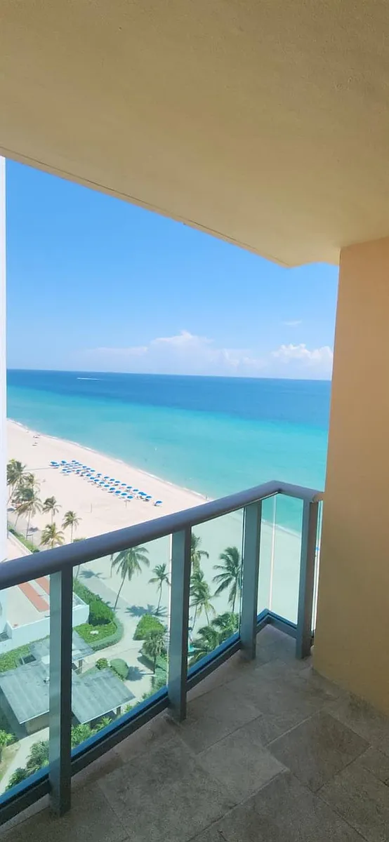 Building Photo - 2501 S Ocean Dr #1508