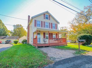 16 Public Rd, Monroe Township, NJ 08831