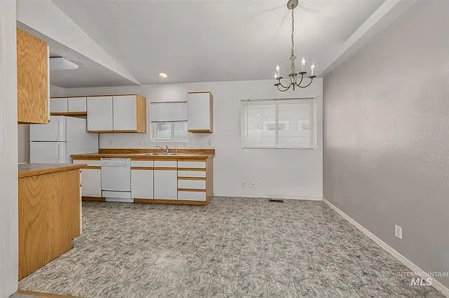 2 bed, 1016 sqft, $1,500 — Photo 4