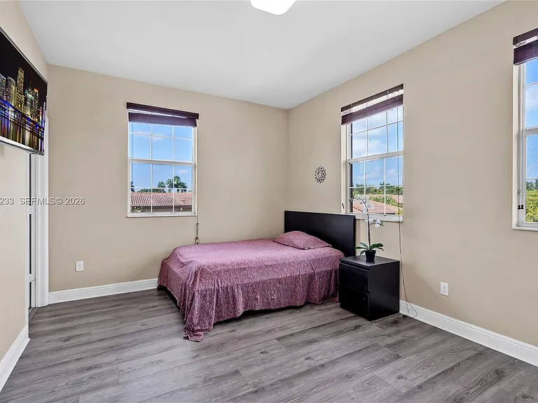 14749 SW 9th St — Photo 14