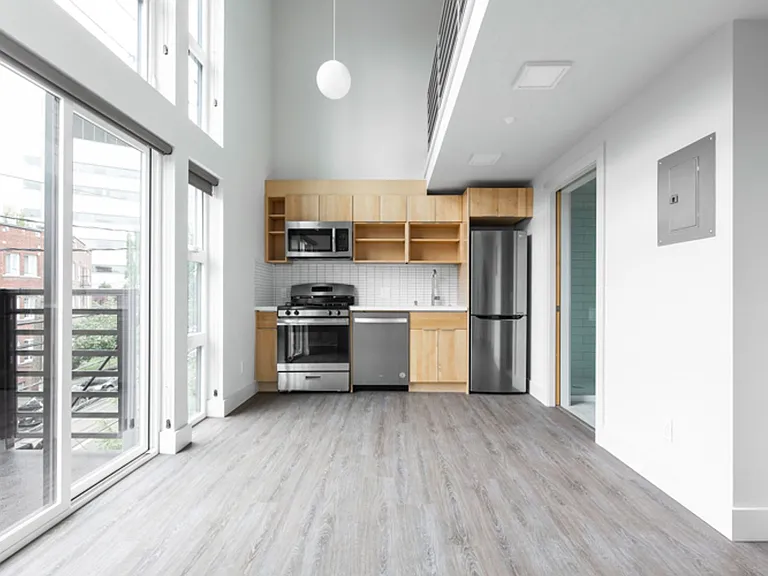 510 Broadway — Photo 40