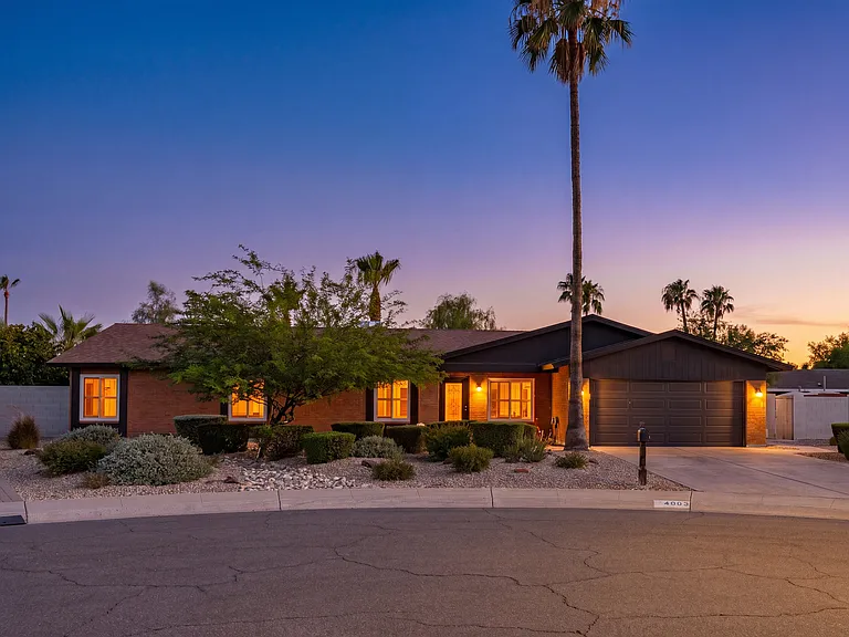 4909 E Corrine Dr — Photo 3