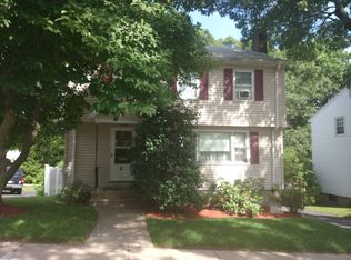 8 Larkhill Rd, West Roxbury, MA 02132