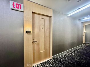 45 Charles St E #805, Toronto, ON M4Y0B8