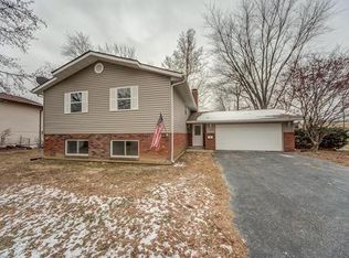 325 Agnes Dr, O Fallon, IL 62269