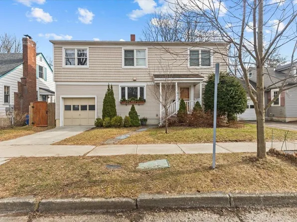 59 Thibault Parkway, Burlington, VT 05401