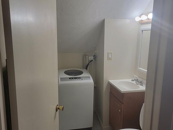 2nd image of 116 Palm St Floor 3