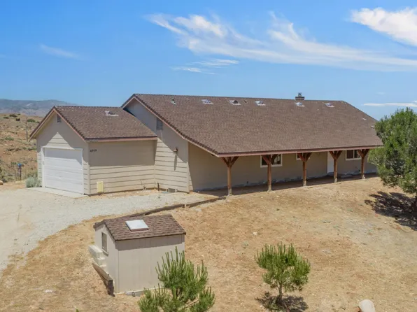 4959 Mount Emma Rd, Palmdale, CA 93552
