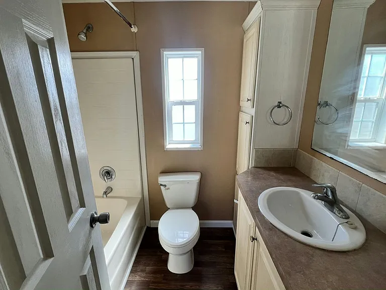 Avon Park Village II — Photo 110