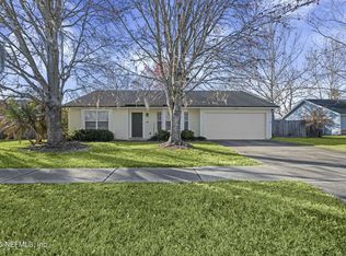 1985 Apopka Dr, Middleburg, FL 32068