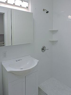 4th image of 148 Henry St APT 3C