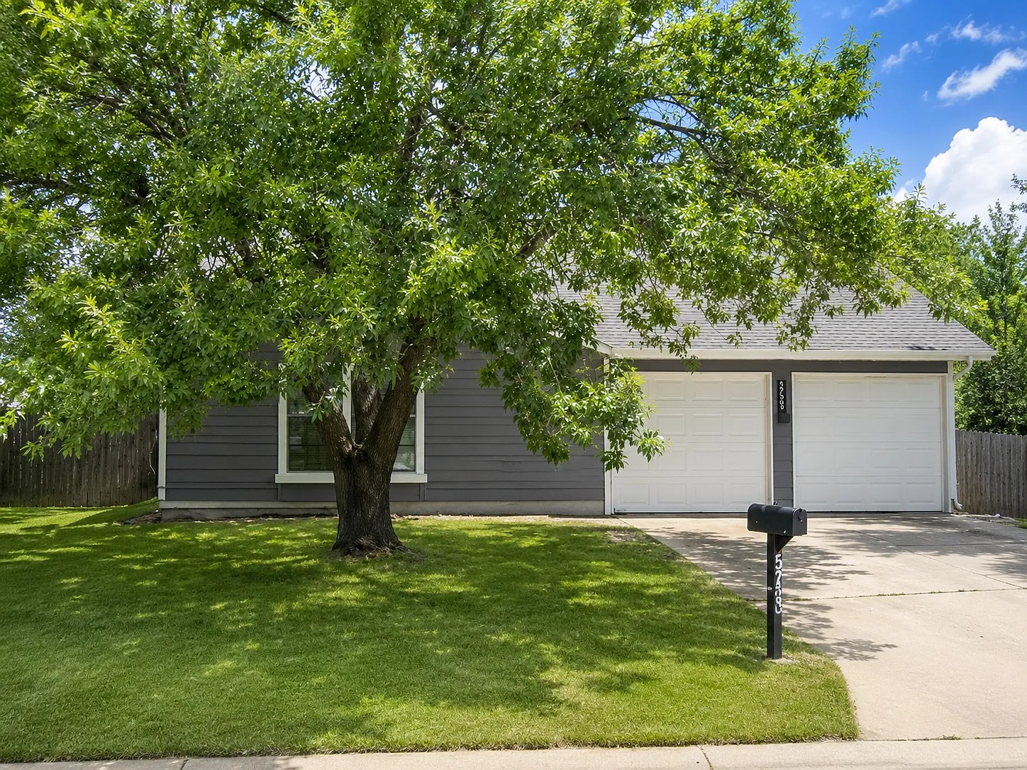 4 bed, 1457 sqft, $1,500 — Photo 1