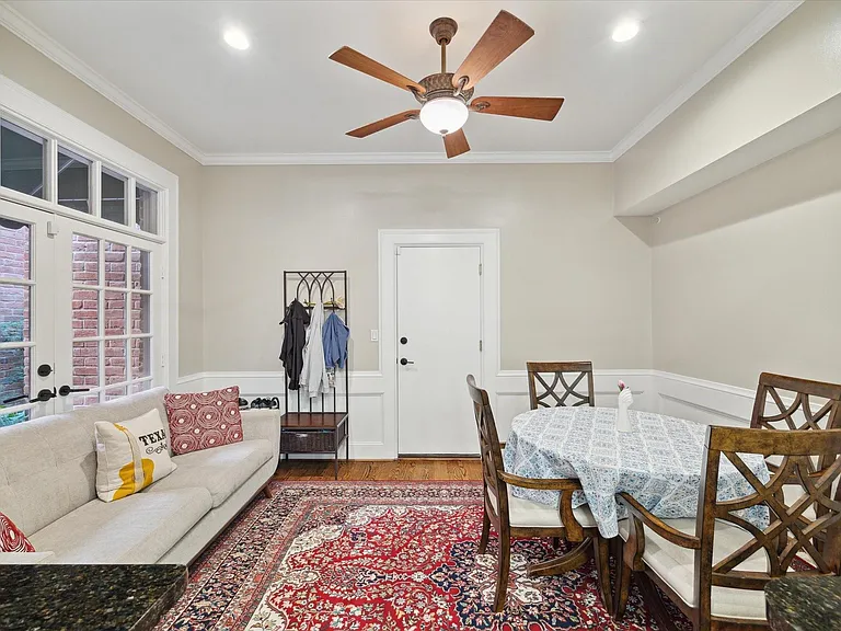 6722 Vanderbilt St #2 — Photo 4
