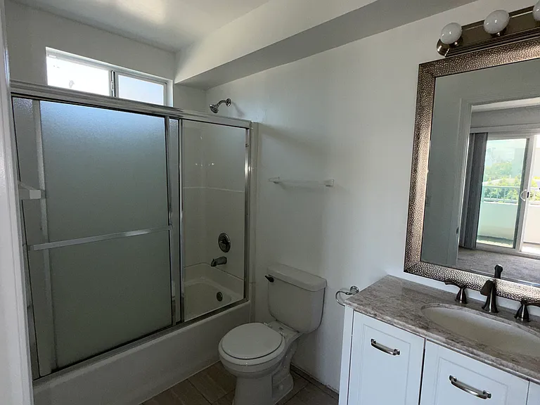 3317 Bagley Ave #5 — Photo 24