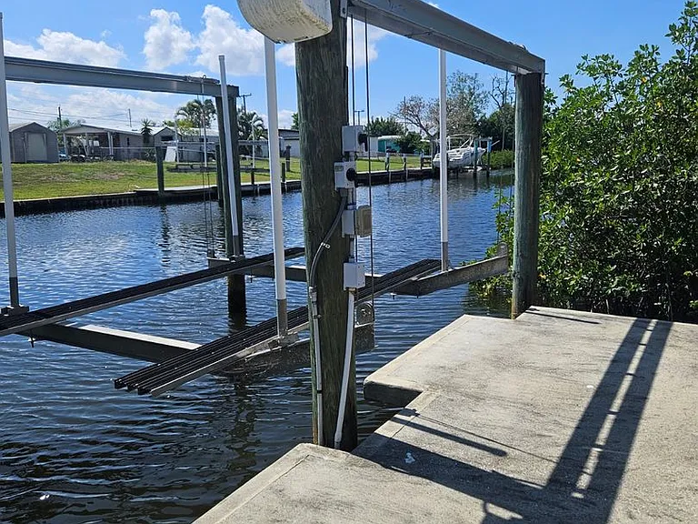 511 Palmetto Dr NE — Photo 27