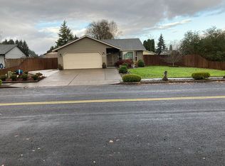 208 Rainbow Way, Kelso, WA 98626