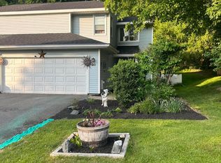 38 Heyden Rd, Troy, NY 12180