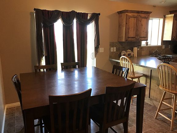 4th image of 3253 E Larson Dr