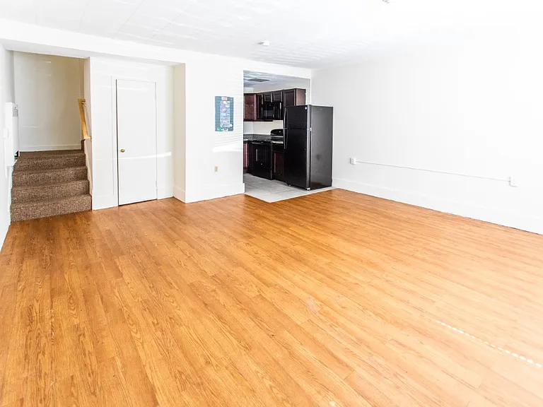 5 Dennison Rd #S4 — Photo 2