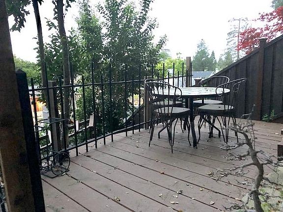 5th image of 114 Yosemite Way