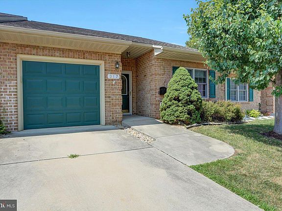 2nd image of 317 Sunbrook Ln #97