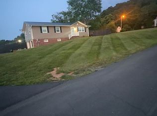 205 Barrett Ln, Church Hill, TN 37642