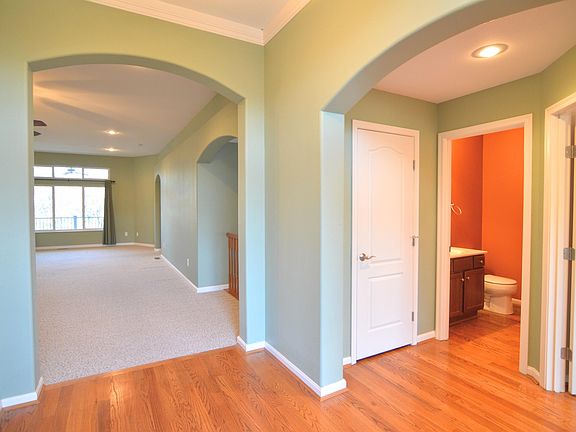 5th image of 2494 Ormond Dr