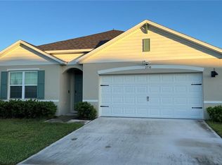2738 Swooping Sparrow Dr, Saint Cloud, FL 34773