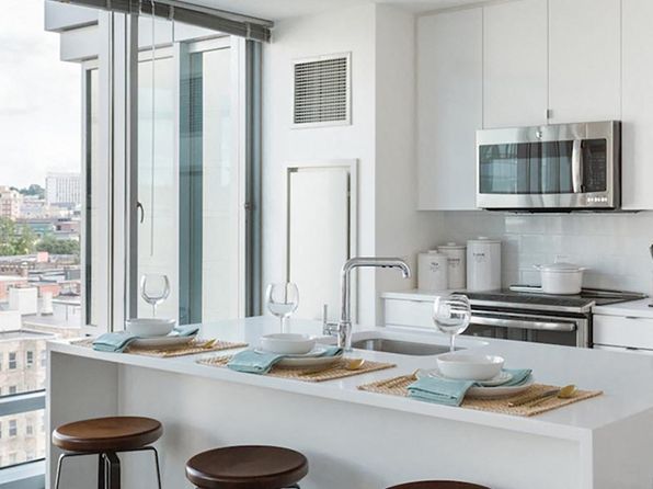 1335 Boylston St APT 1209