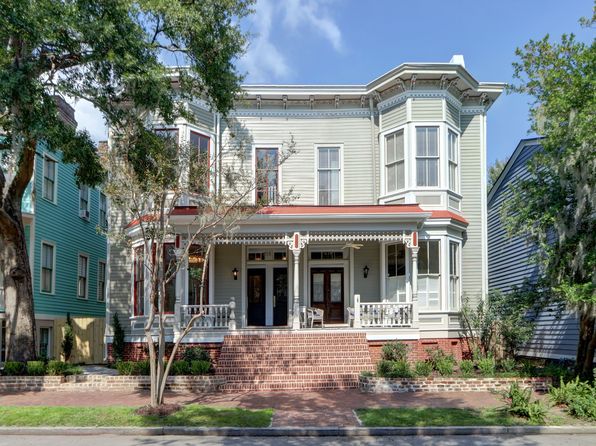 216 E Bolton St #2